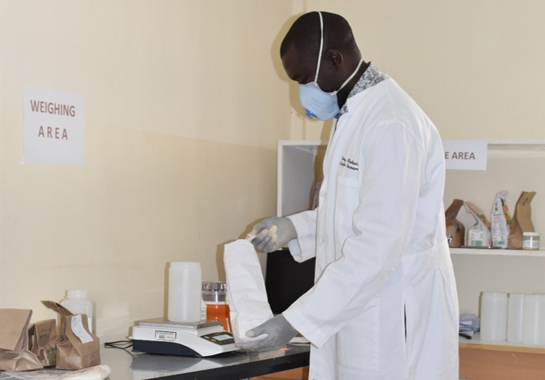 Participant weighing sample